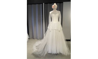 Vera Wang Bridal Gown